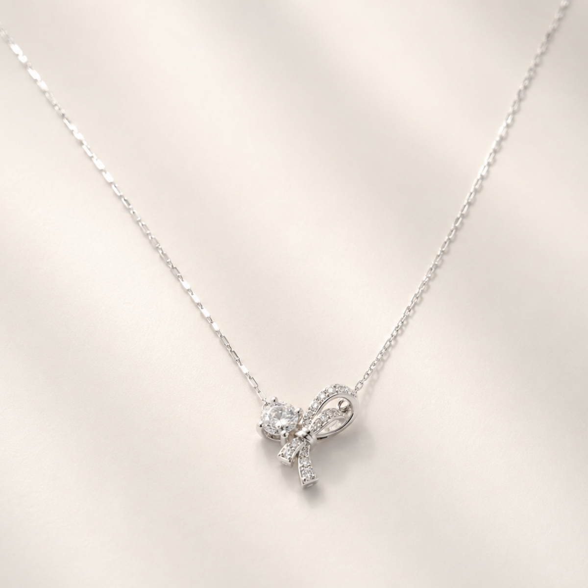 Étoile Moissanite Necklace & Ring Set