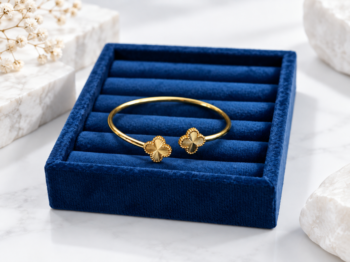 Signature Bangle Collection