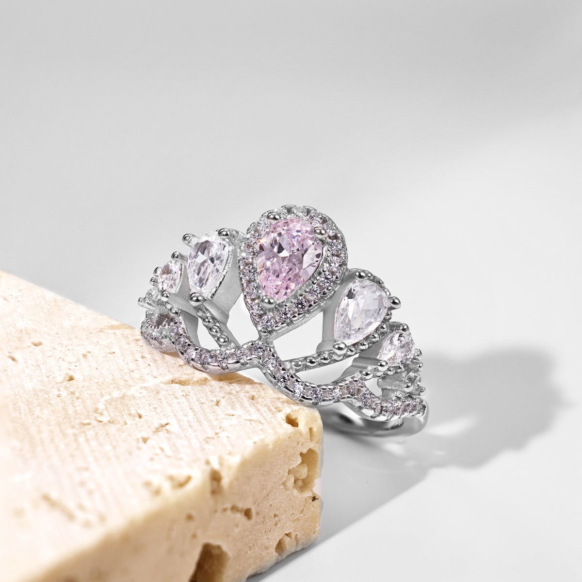 925 sterling silver ring with blush pink centre stone and clear sparkling halo accents