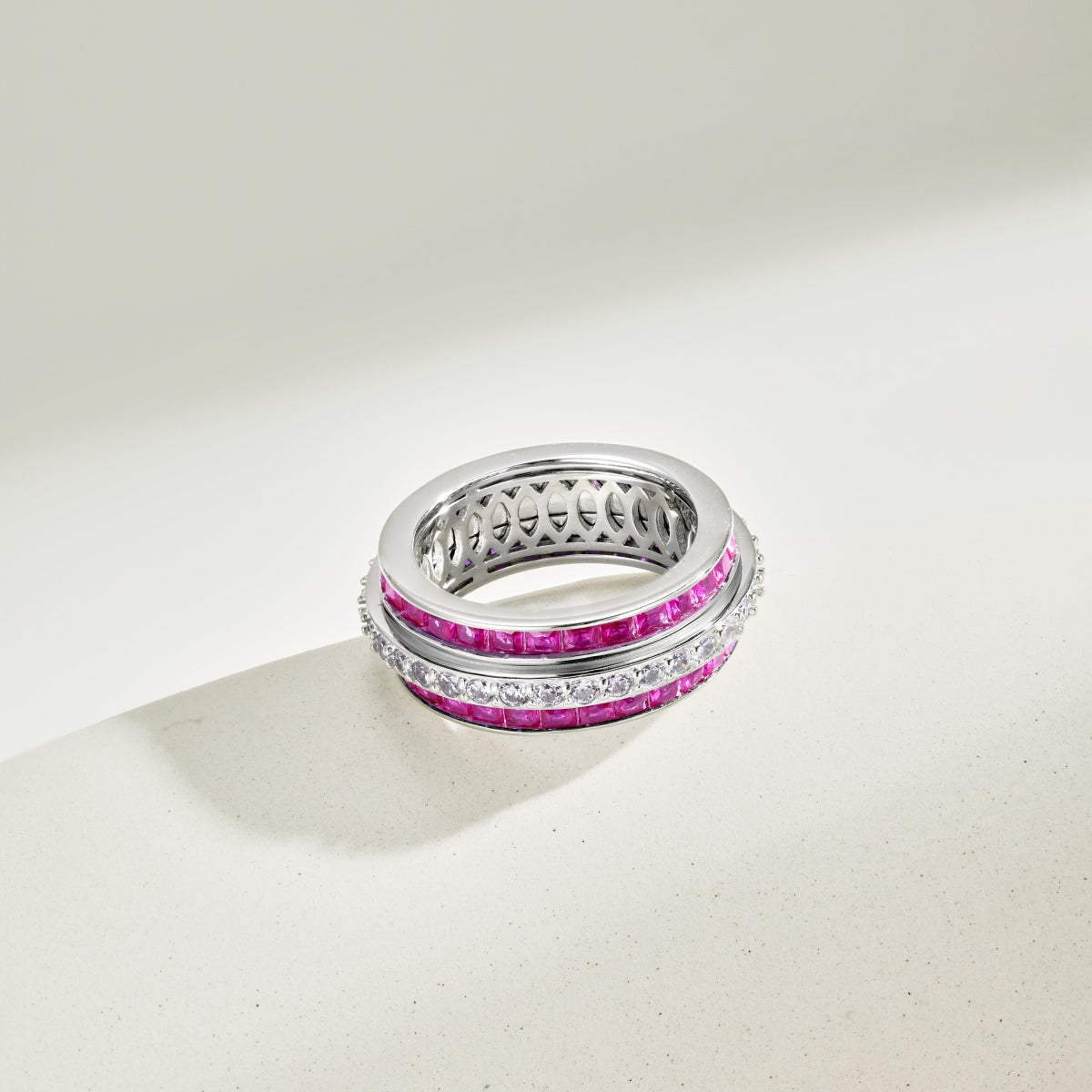 925 sterling silver statement ring with vivid magenta and clear cubic zirconia stones