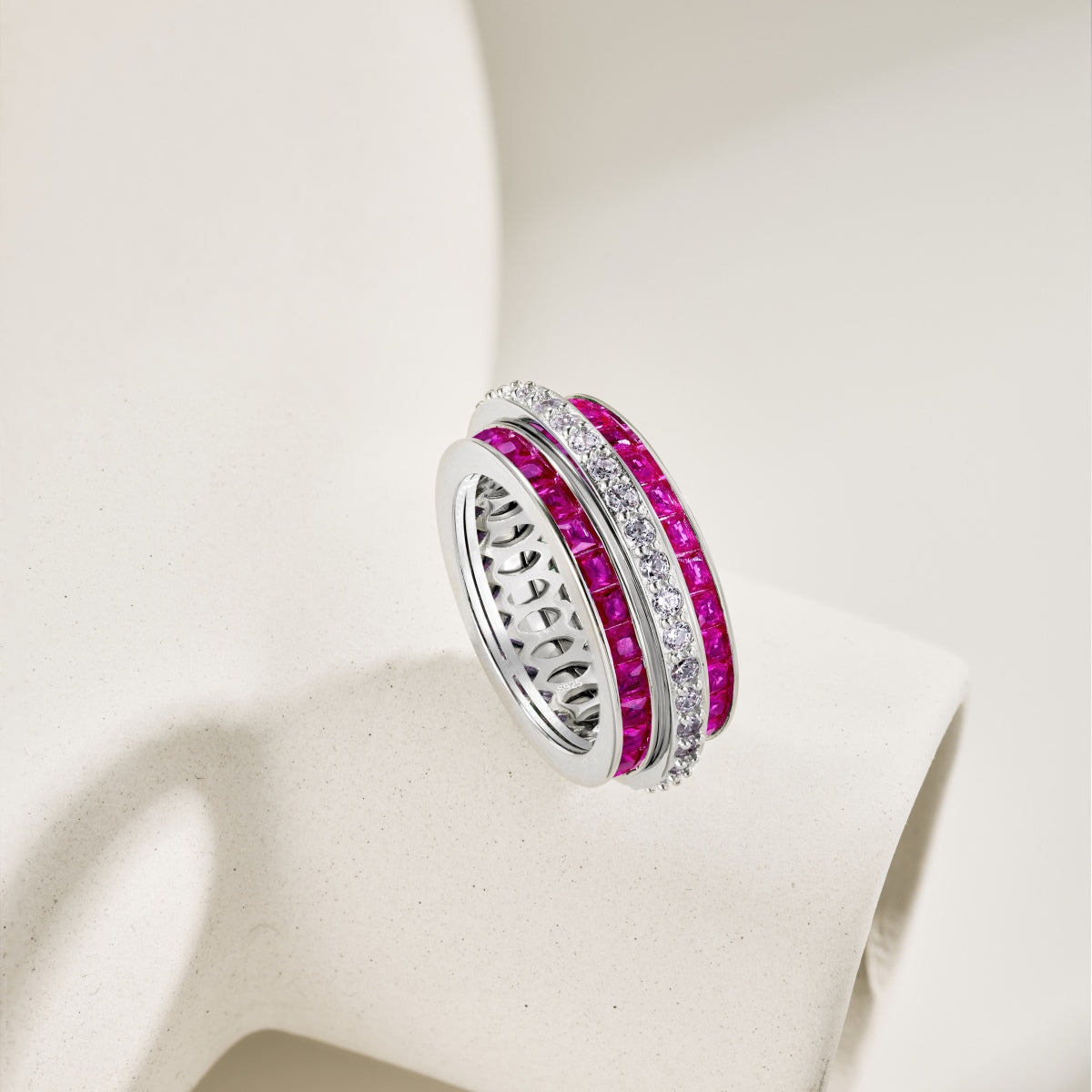 925 sterling silver statement ring with vivid magenta and clear cubic zirconia stones