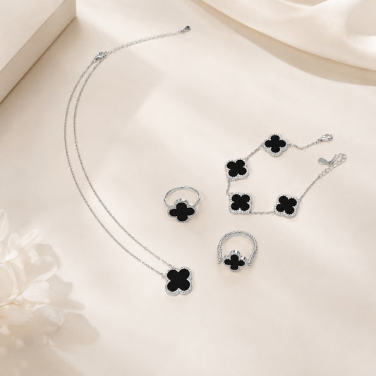 Onyx Clover Collection - Bracelet