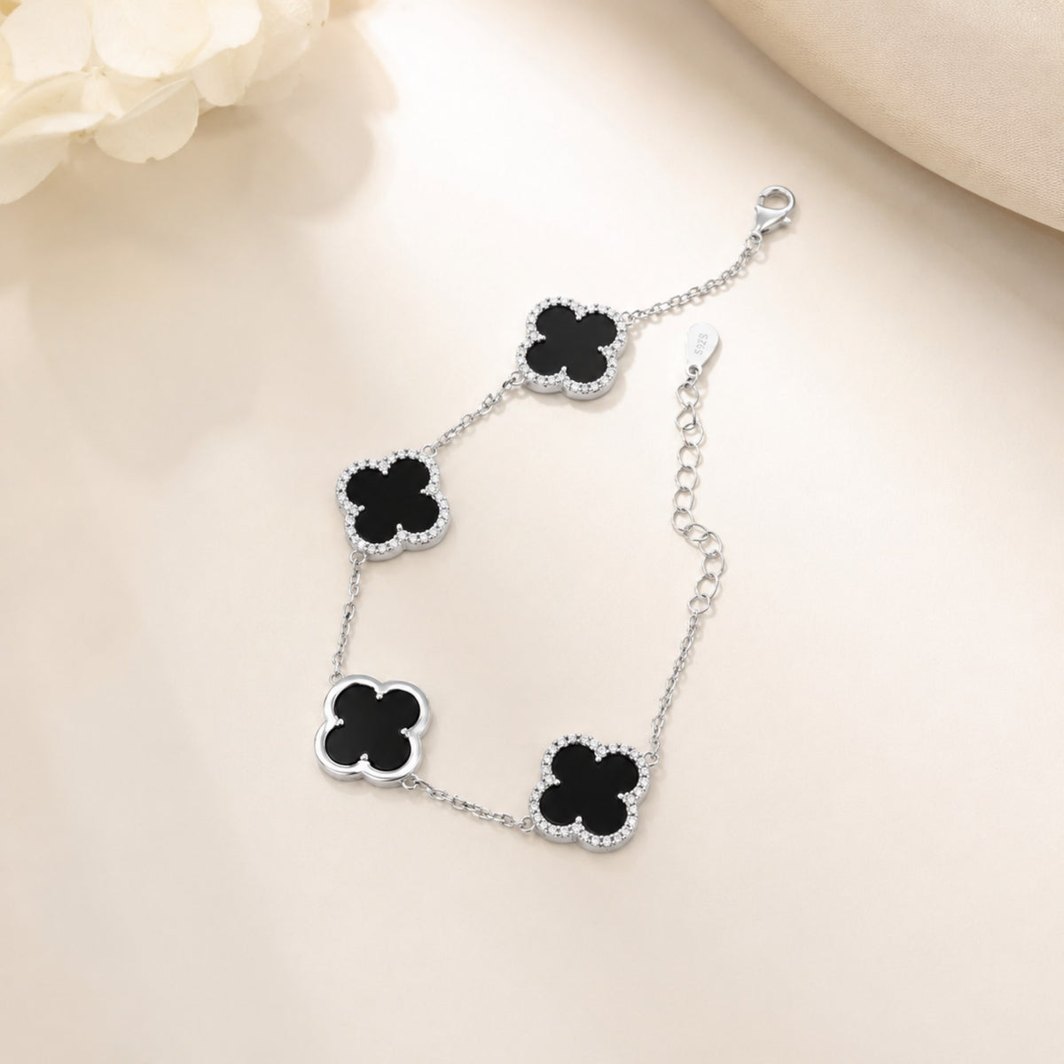 Onyx Clover Collection - Bracelet