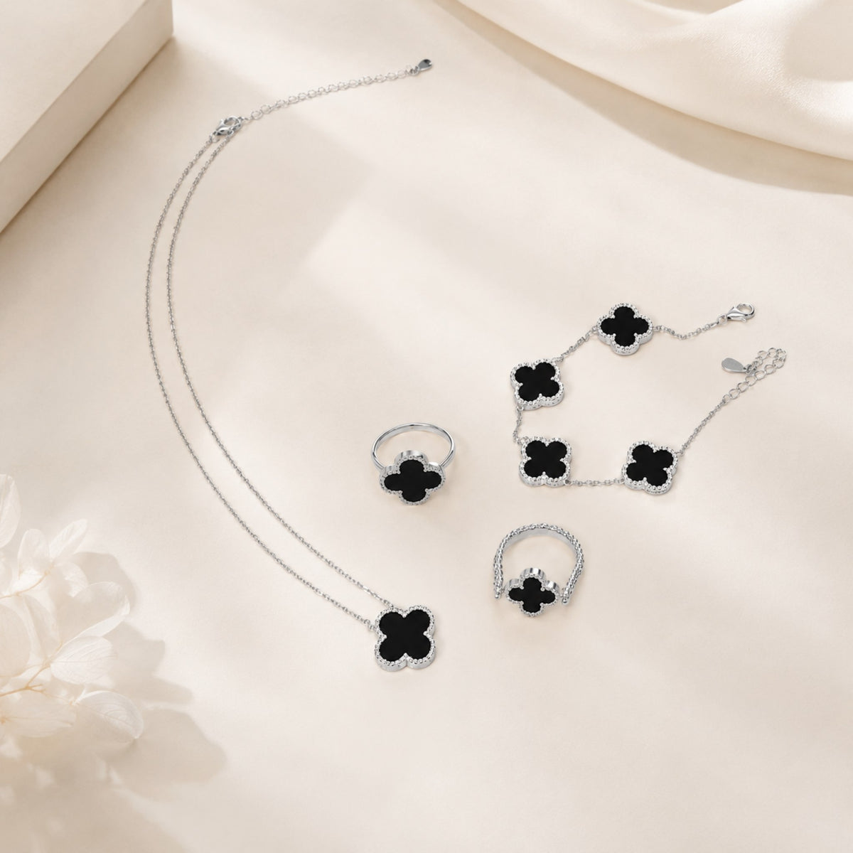 Onyx Clover Collection - Necklace